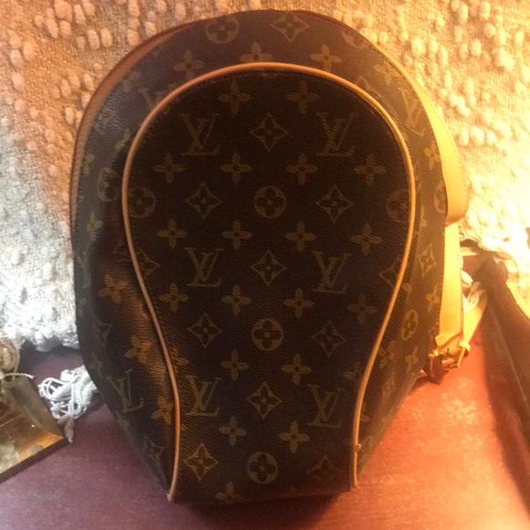 Louis Vuitton Ellipse Backpack - Picture 2 of 8